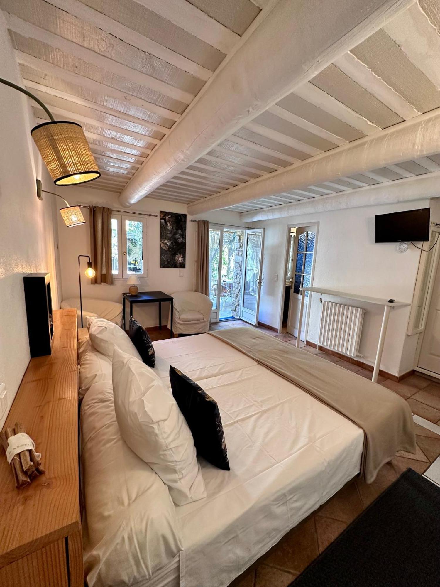 Moulin D'Antelon B&B Crillon-le-Brave Εξωτερικό φωτογραφία